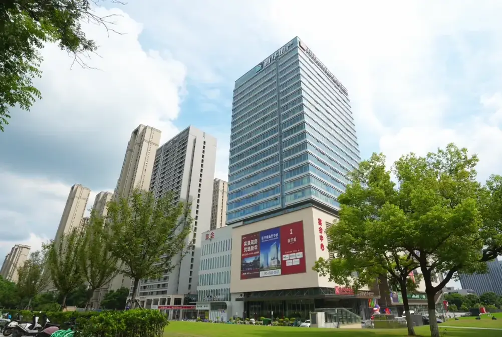 橘舍青年酒店（合肥高新区汽车西站地铁站店） Exterior